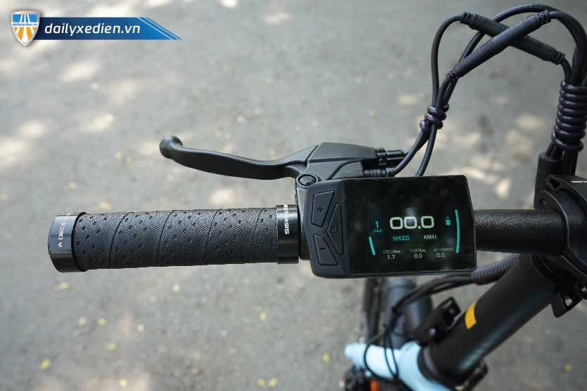 ADO ebike display