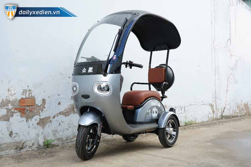 Imported Three-Wheeled Vehicle – With Roof