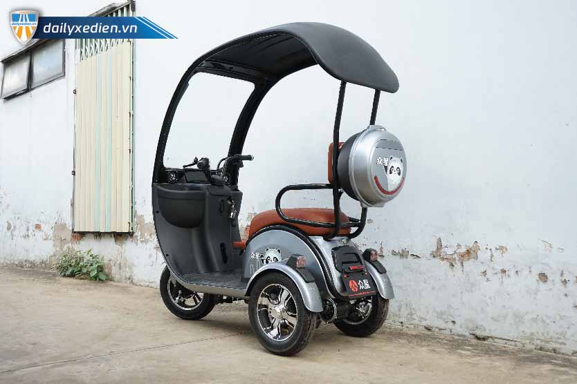 Imported Three-Wheeled Vehicle – With Roof