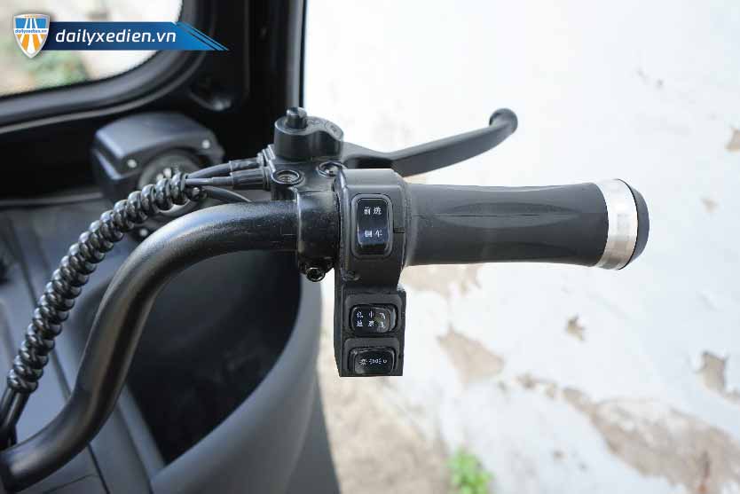 Two-Seat Three-Wheeled Electric Vehicle