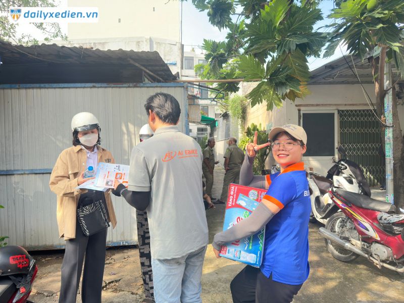 Bluera Việt Nhật và AI Ebike tiếp sức mùa thi THPT 2024