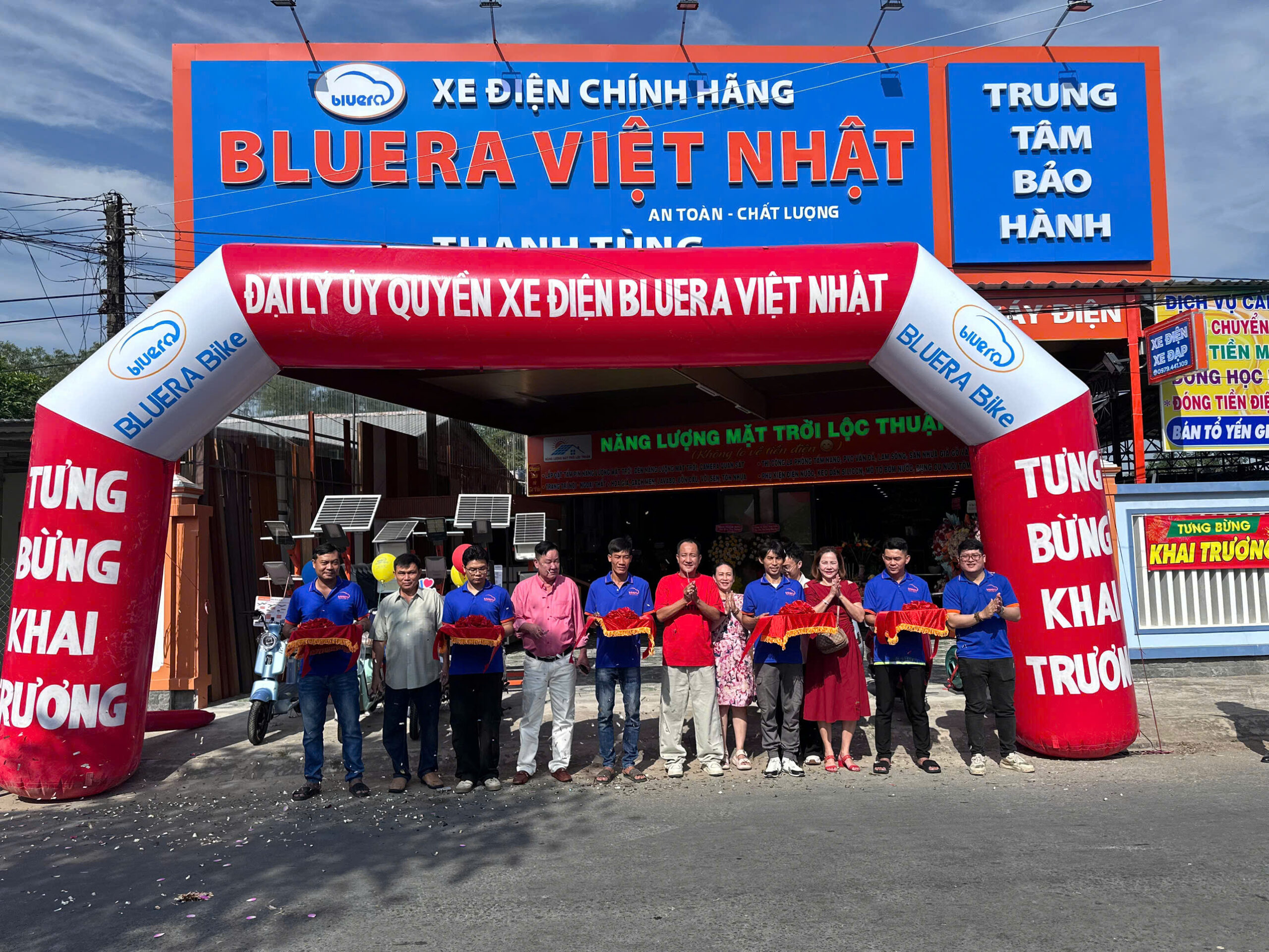 Khai trương Đại lý xe điện bluera Việt Nhật Vĩnh Long 